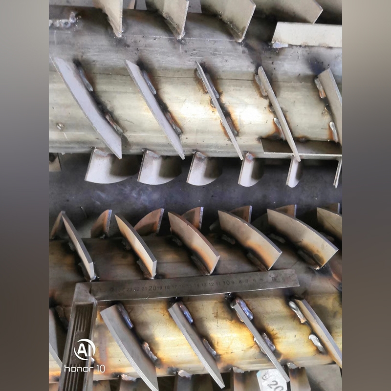 立式脫水機內(nèi)部槳葉
